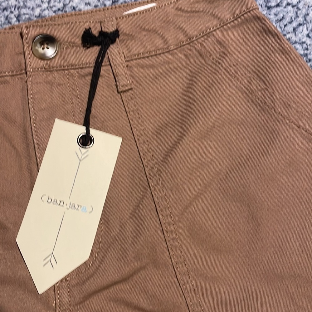 🆕Shorts - Picture 2 of 3